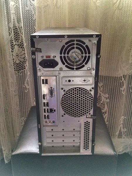 Computador  STI ES 1952